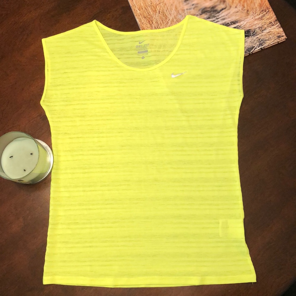 Small dri fit shirt